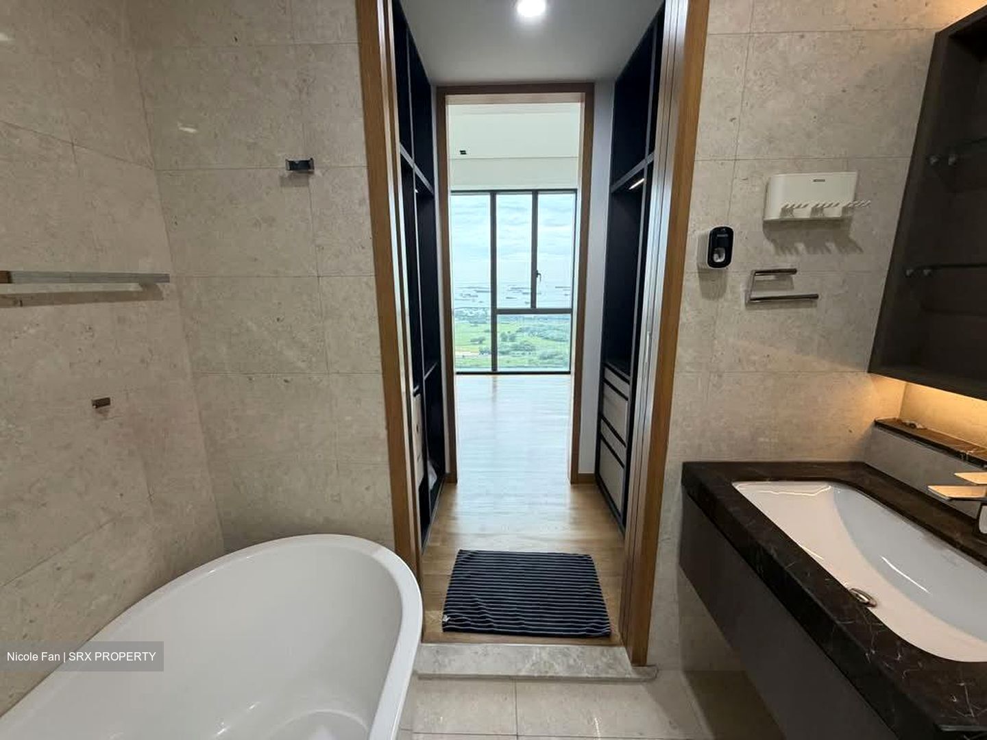 Marina One Residences (D1), Apartment #574584041